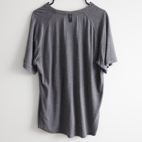 Porsche Design Crew-neck Performance Tee - Picture 2 of 7